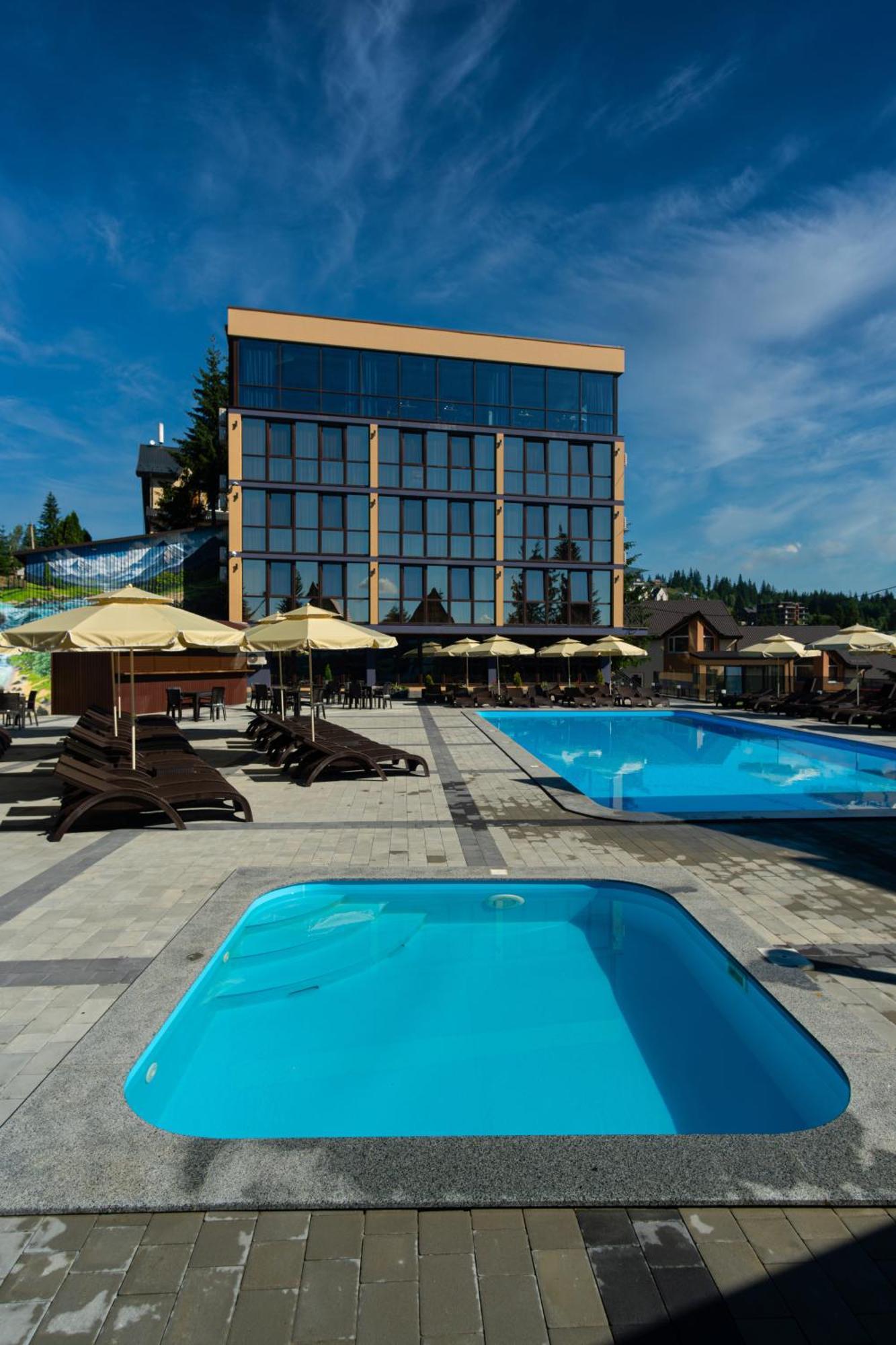 Summit Hotel Jablunicja Kültér fotó